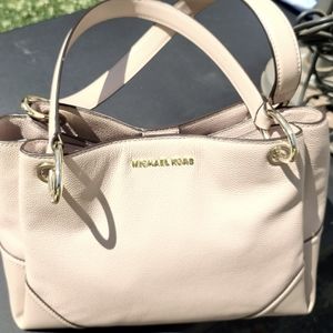 Micheal Kors Shoulder Purse